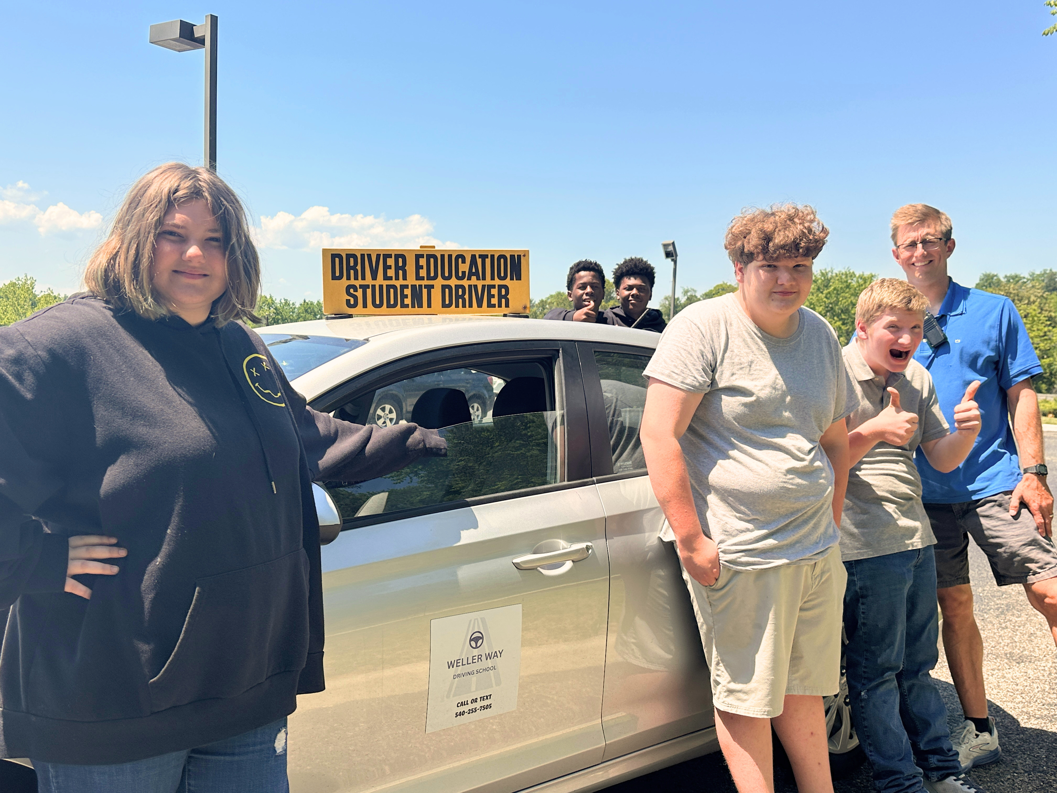 Roanoke Minnick School drivers ed students