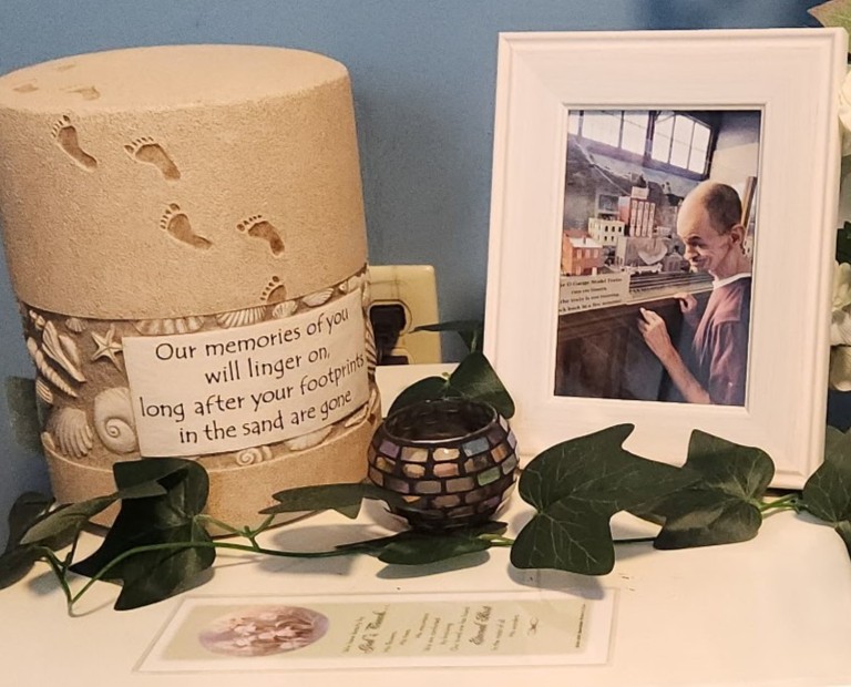Robert memorial table
