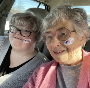 Elizabeth and Betty smile in a selfie